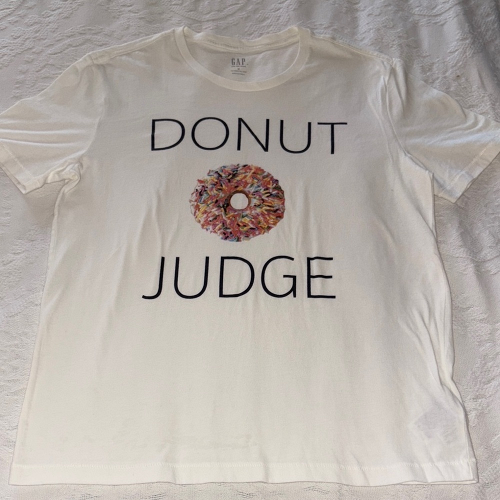 BNWOT GAP Cream Tee with Colorful Donut Graphic No longer sold in stores!